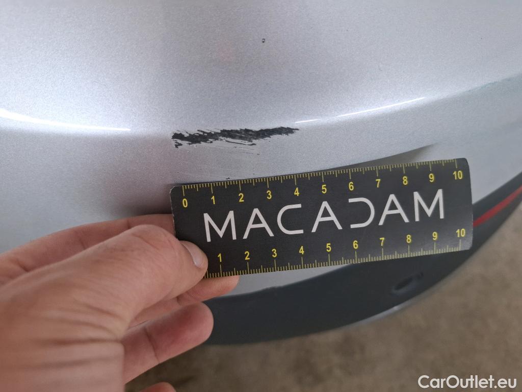  Mercedes  GLB MERCEDES-BENZ  / 2019 / 5P / SUV  200 d Business Line #30