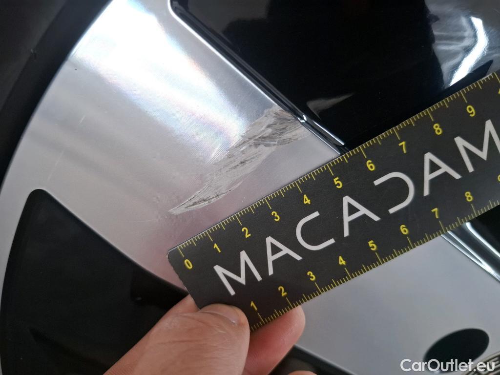  Mercedes  GLB MERCEDES-BENZ  / 2019 / 5P / SUV  200 d Business Line #50