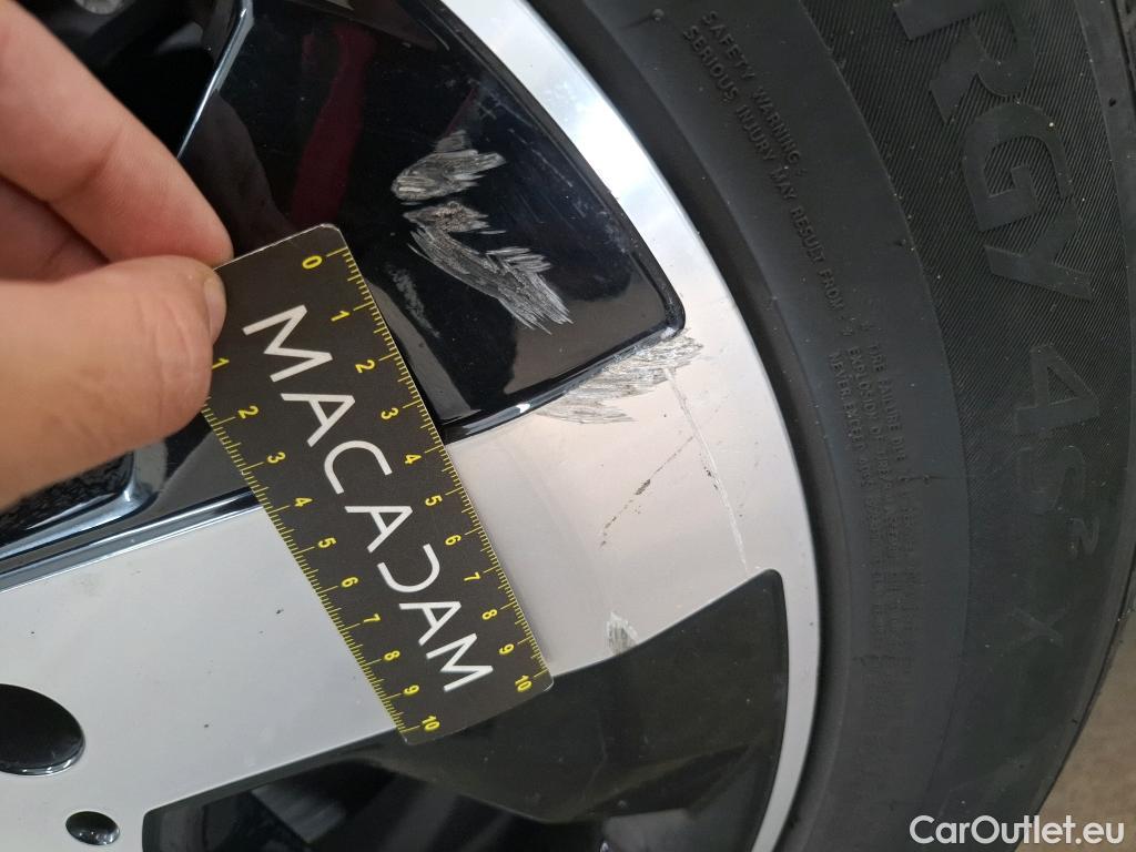  Mercedes  GLB MERCEDES-BENZ  / 2019 / 5P / SUV  200 d Business Line #72