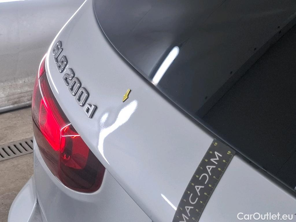  Mercedes  GLB MERCEDES-BENZ  / 2019 / 5P / SUV  200 d Business Line #7