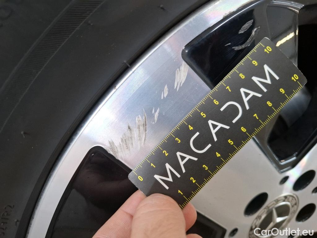  Mercedes  GLB MERCEDES-BENZ  / 2019 / 5P / SUV  200 d Business Line #69