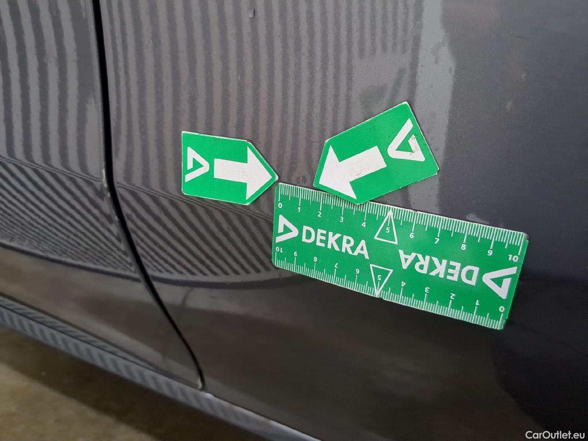  Mercedes  CLA-Klasse MERCEDES-BENZ CLA Coupe / 2019 / 4P / Coupé CLA 250 e Business Line #16