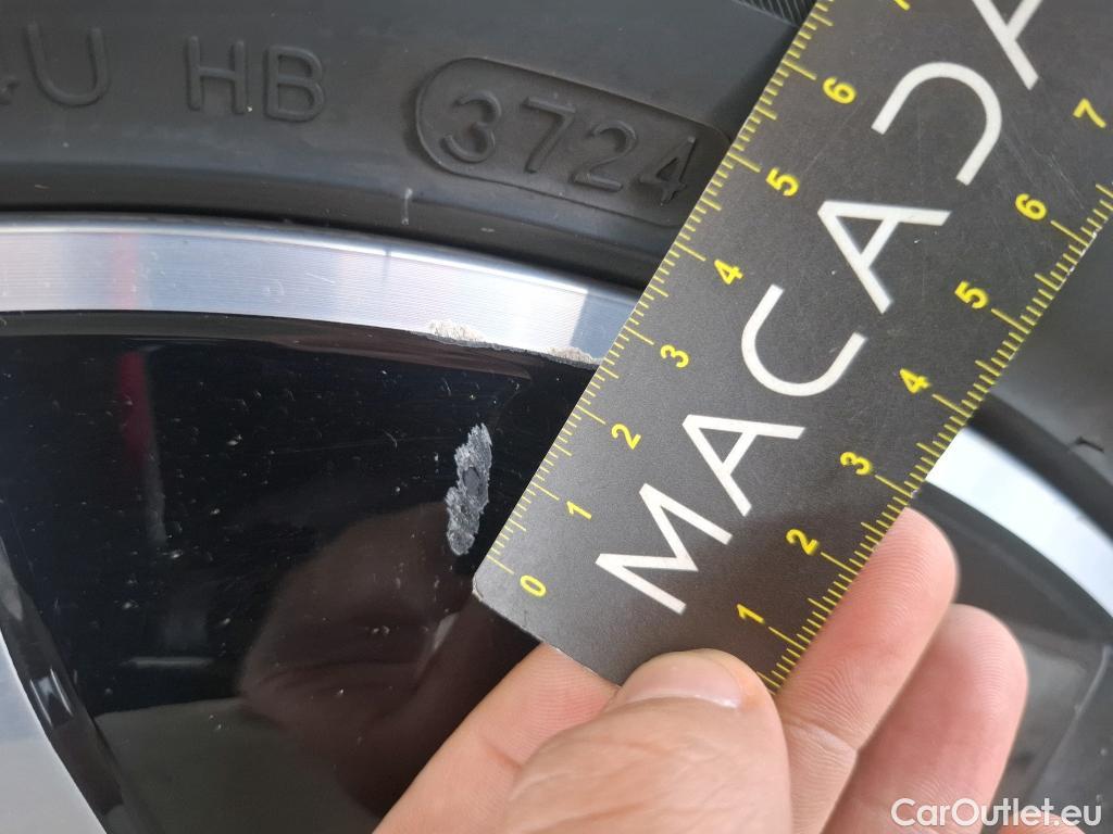  Mercedes  GLB MERCEDES-BENZ  / 2019 / 5P / SUV  200 d Business Line #55