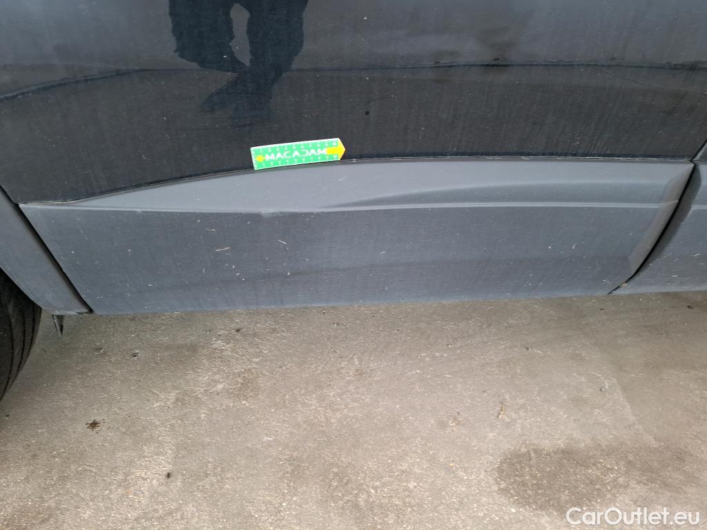  Peugeot  5008  Active Business 1.5 HDi 130CV BVA8 7 Sieges E6d #42