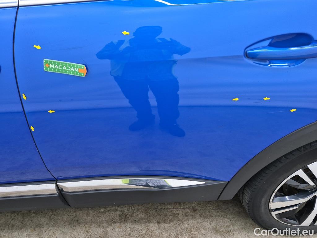  Peugeot  3008 PEUGEOT  / 2020 / 5P / SUV 1.6 HYBRID4 300 E-EAT8 GT #13