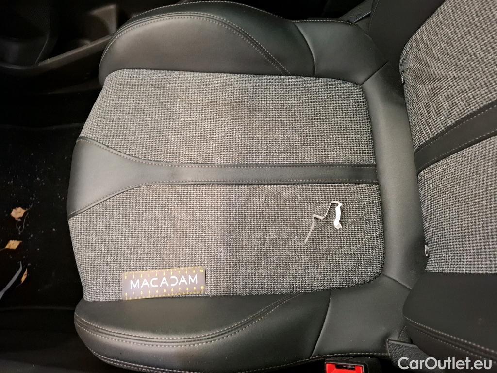  Peugeot  3008  Allure Business 1.2 PureTech 130CV BVA8 E6d #21