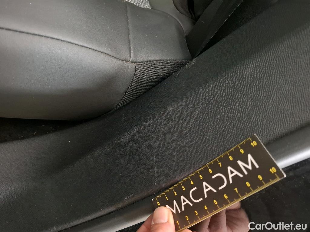  Peugeot  3008  Allure Business 1.2 PureTech 130CV BVA8 E6d #15