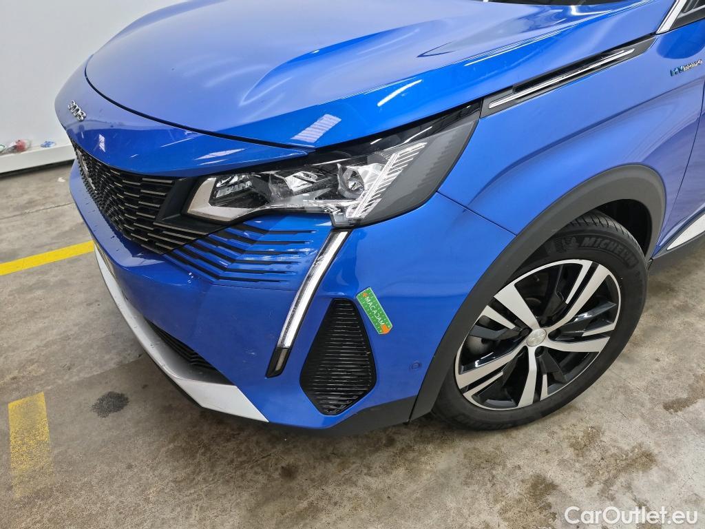  Peugeot  3008 PEUGEOT  / 2020 / 5P / SUV 1.6 HYBRID4 300 E-EAT8 GT #23