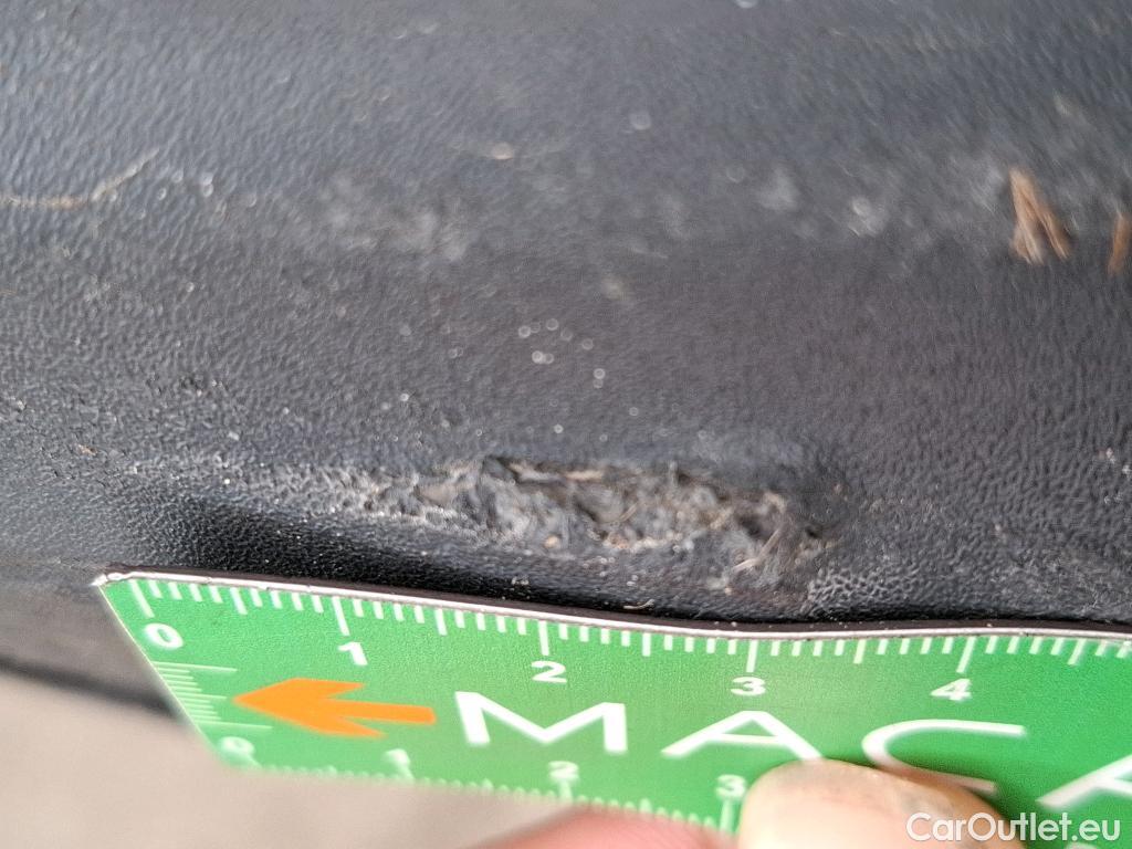  Peugeot  5008  Active Business 1.5 HDi 130CV BVA8 7 Sieges E6d #47