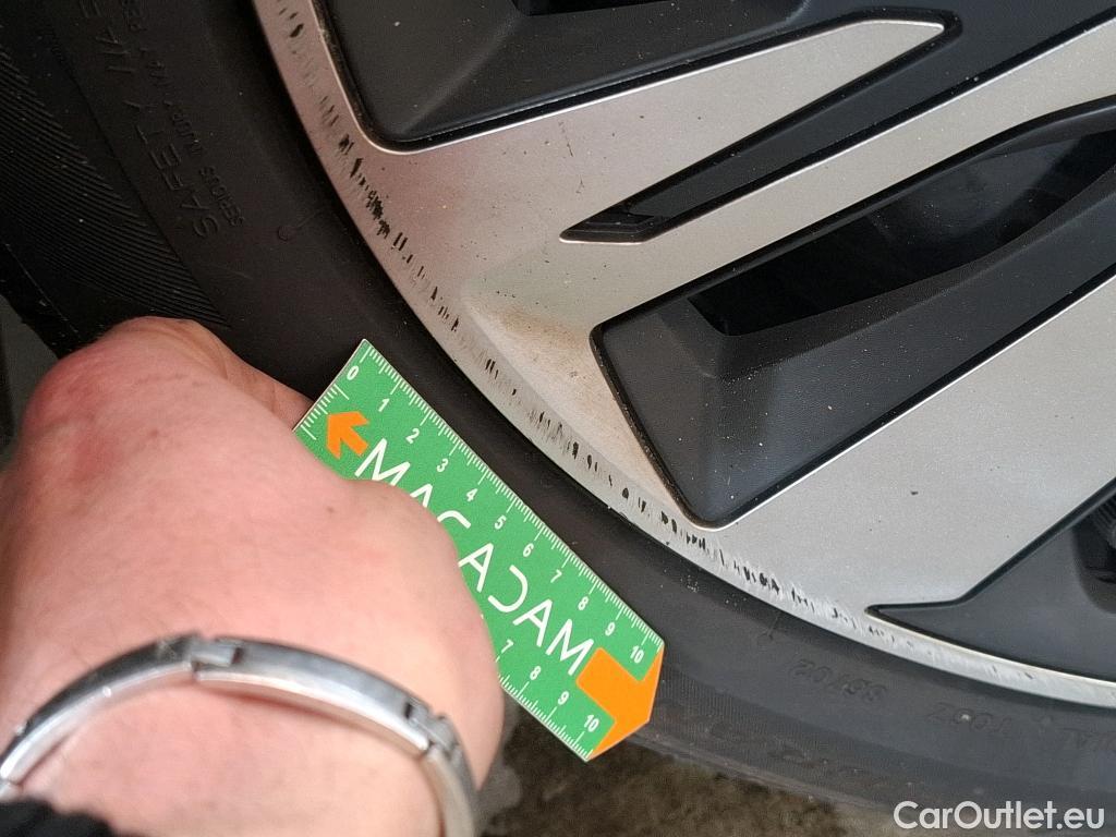  Peugeot  208  Active Pack 1.2 PureTech 100CV BVM6 E6d #9