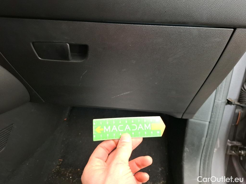  Renault  Captur  II Techno 1.6 E-TECH Hybrid 145CV BVA6 E6d #4