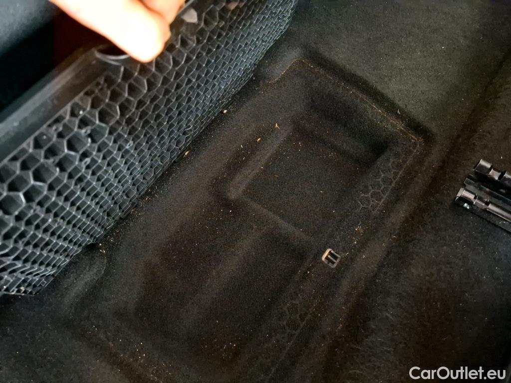  Peugeot  5008  Active Business 1.5 HDi 130CV BVA8 7 Sieges E6d #33