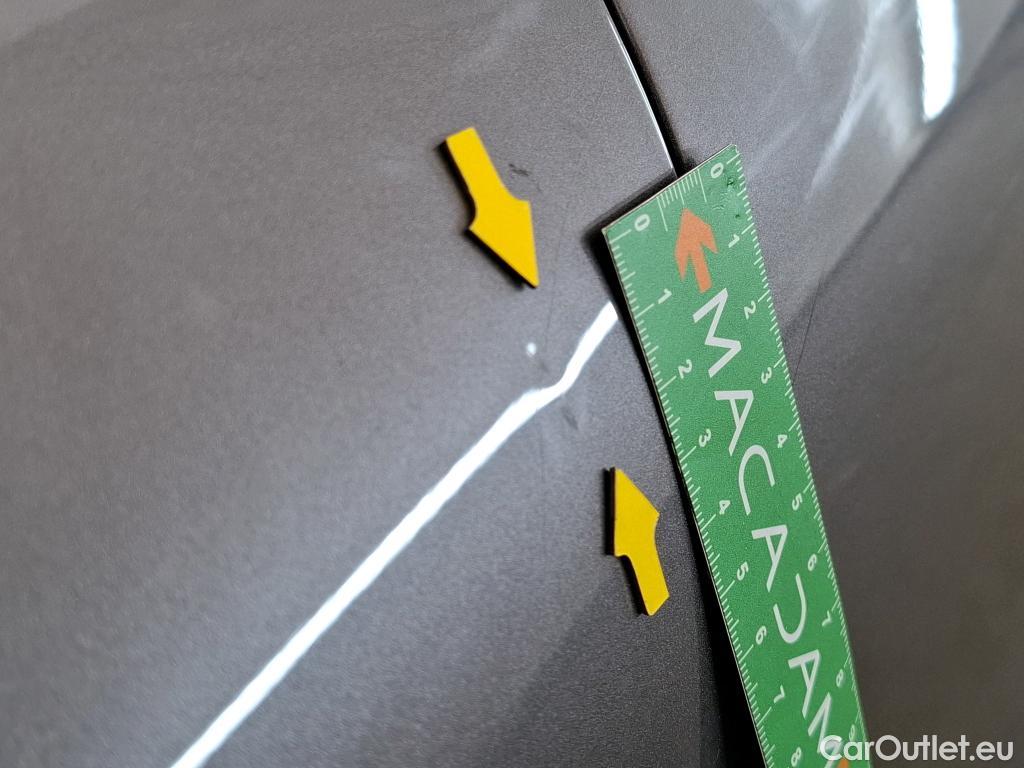  Renault  Captur  II Techno 1.6 E-TECH Hybrid 145CV BVA6 E6d #10