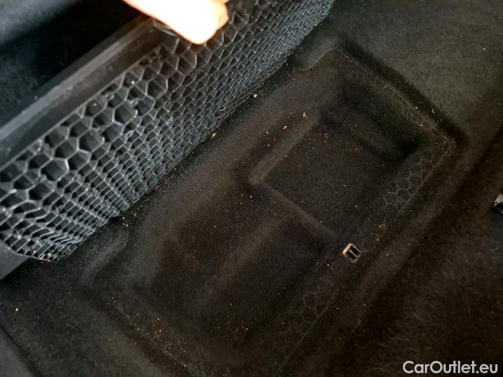  Peugeot  5008  Active Business 1.5 HDi 130CV BVA8 7 Sieges E6d #25