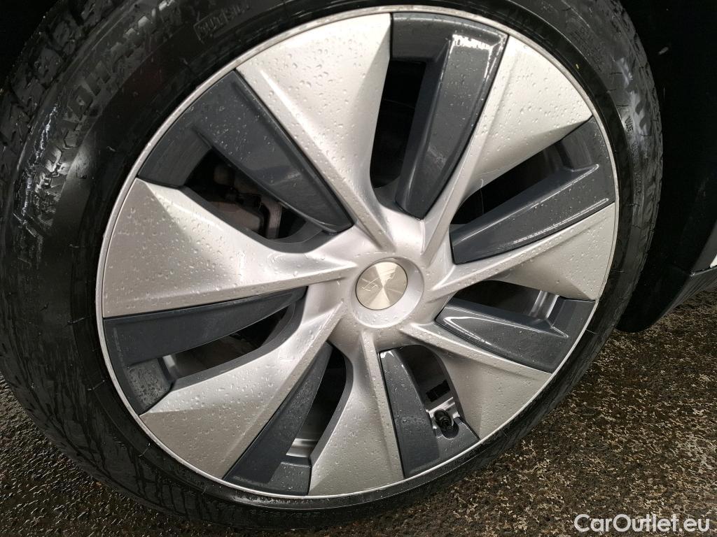  Tesla  Model Y TESLA  / 2020 / 5P / SUV Long Range Dual Motor AWD #2