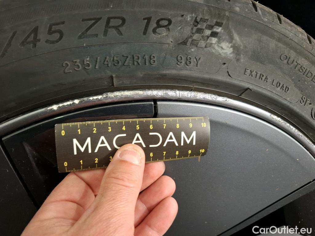  Tesla  Model 3 TESLA   2018  4P  Berline Propulsion #12