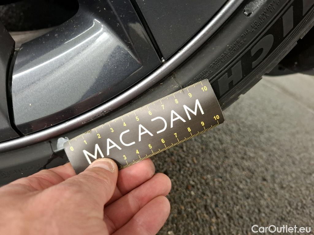  Tesla  Model 3 TESLA   2018  4P  Berline Propulsion #23