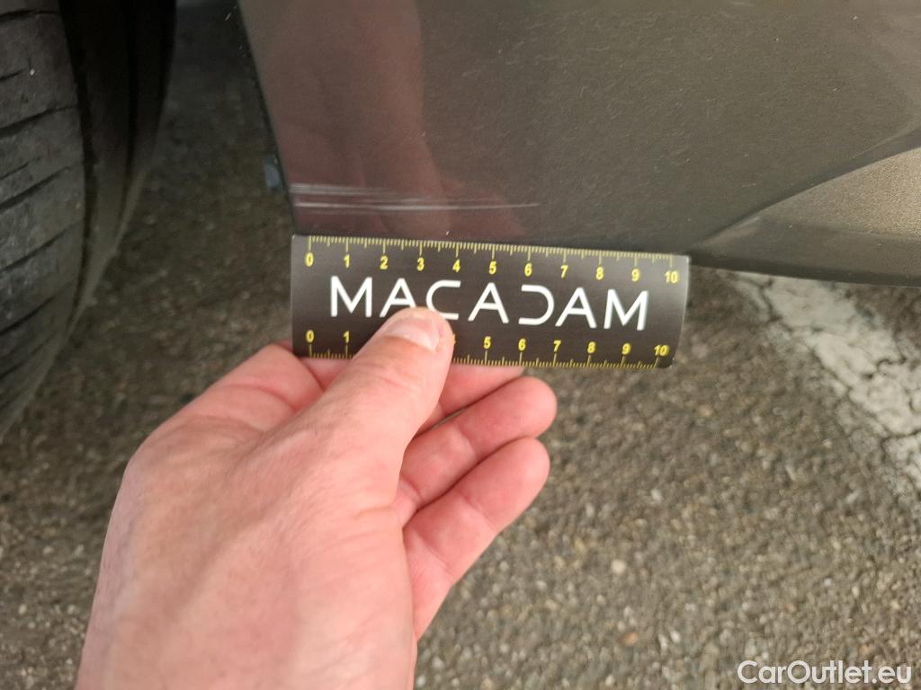  Toyota  Corolla TOYOTA  / 2018 / 5P / Berline Hybride 122h Dynamic Business Supp Lomb #4