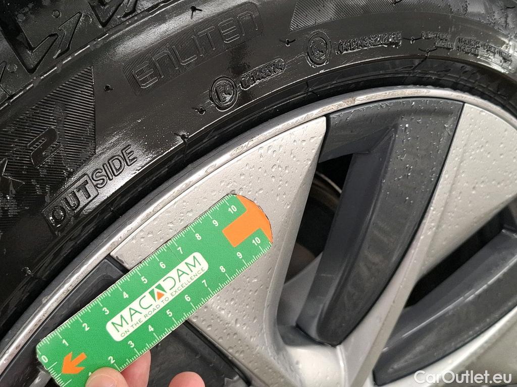  Tesla  Model Y TESLA  / 2020 / 5P / SUV Long Range Dual Motor AWD #3