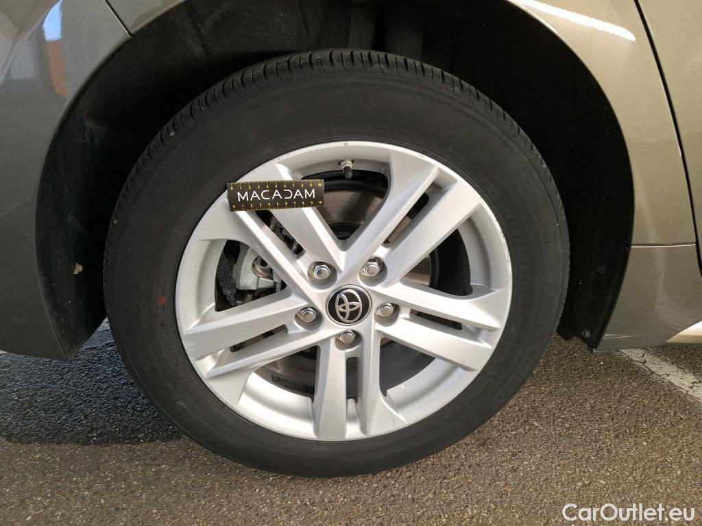  Toyota  Corolla TOYOTA  / 2018 / 5P / Berline Hybride 122h Dynamic Business Supp Lomb #6