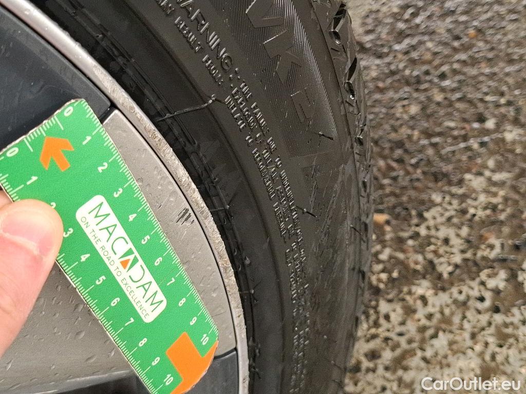  Tesla  Model Y TESLA  / 2020 / 5P / SUV Long Range Dual Motor AWD #11