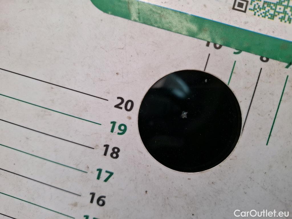  Volkswagen  Polo VOLKSWAGEN  / 2021 / 5P / Berline 1.0 TSI 95 Life Business #2