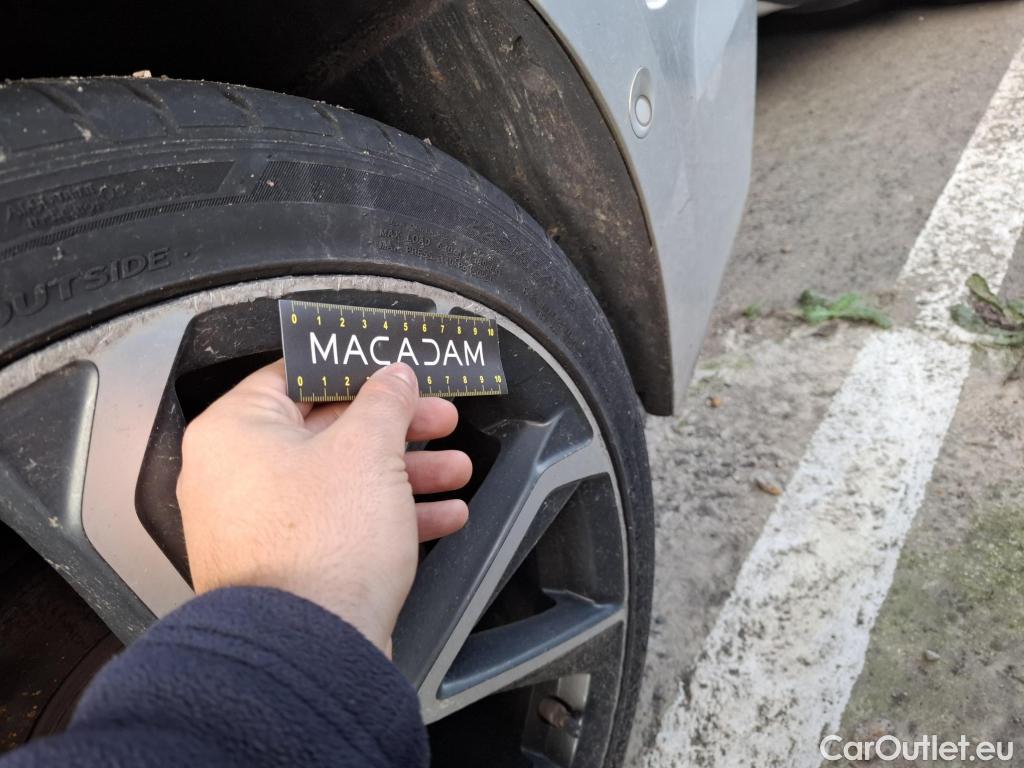  Toyota  Corolla TOYOTA  Touring Sports / 2018 / 5P / Break Hybride 184h Collection #23