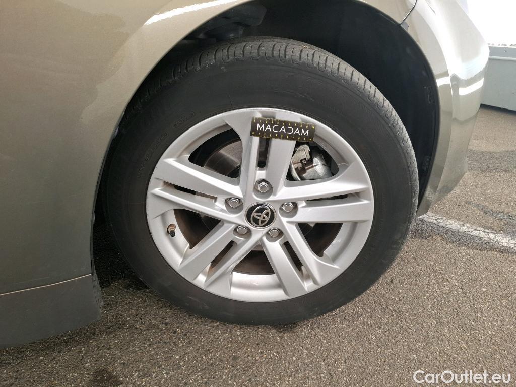  Toyota  Corolla TOYOTA  / 2018 / 5P / Berline Hybride 122h Dynamic Business Supp Lomb #11