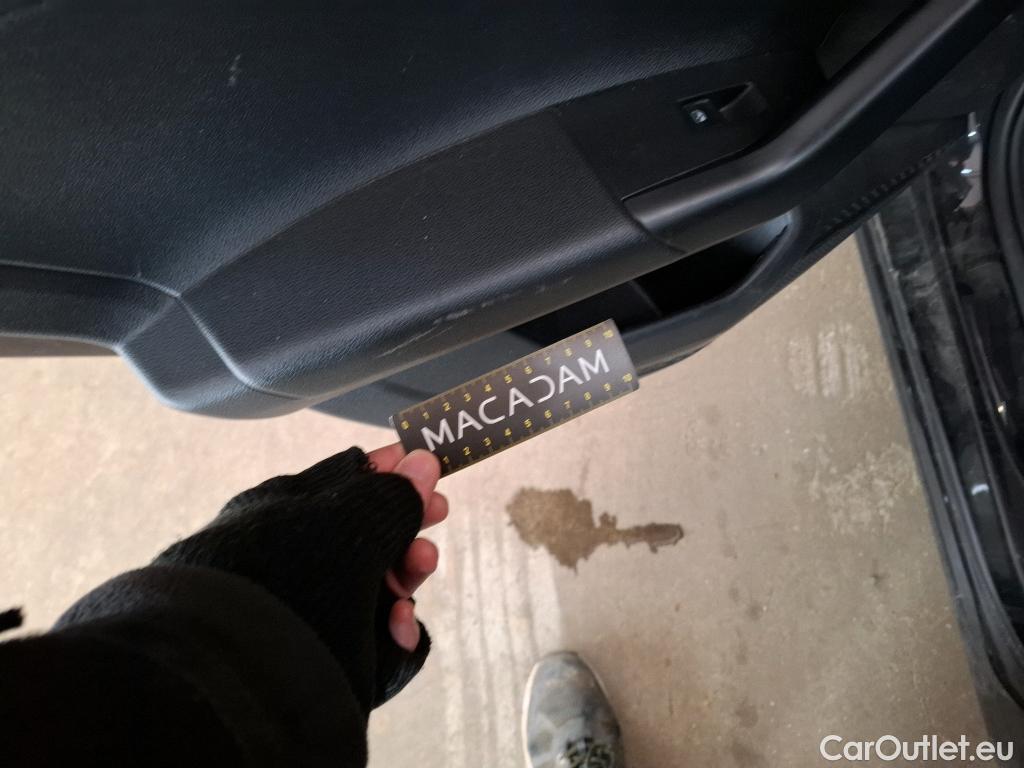  Volkswagen  Polo VOLKSWAGEN  / 2021 / 5P / Berline 1.0 TSI 95 Life Business #4