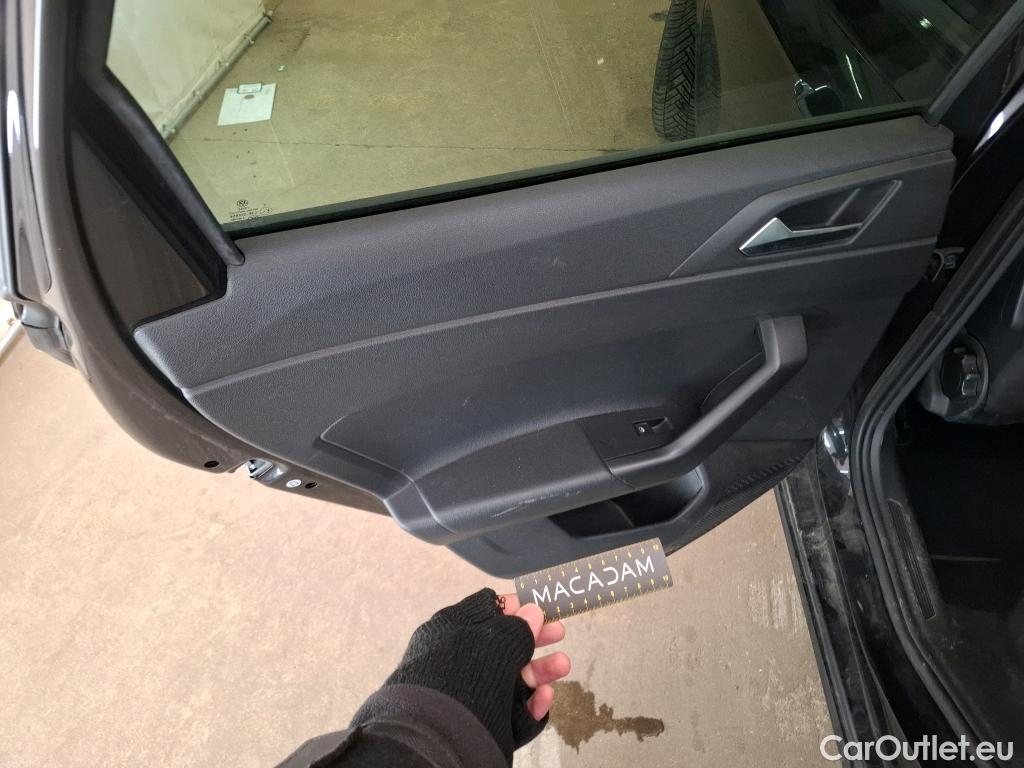  Volkswagen  Polo VOLKSWAGEN  / 2021 / 5P / Berline 1.0 TSI 95 Life Business #3