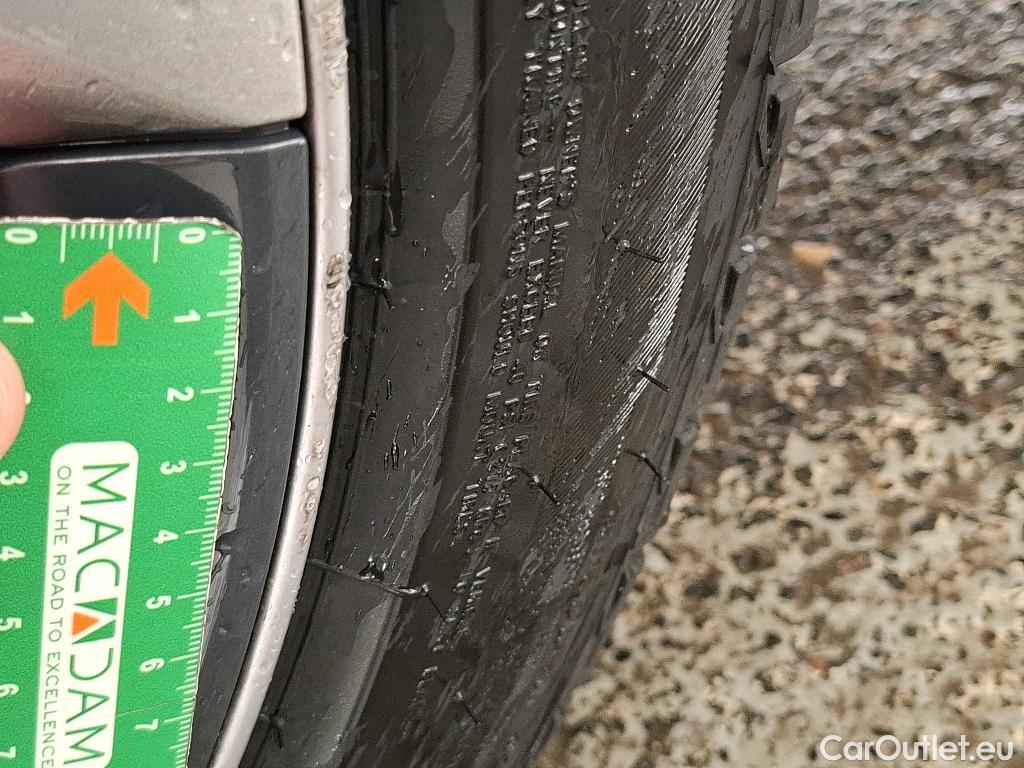  Tesla  Model Y TESLA  / 2020 / 5P / SUV Long Range Dual Motor AWD #12