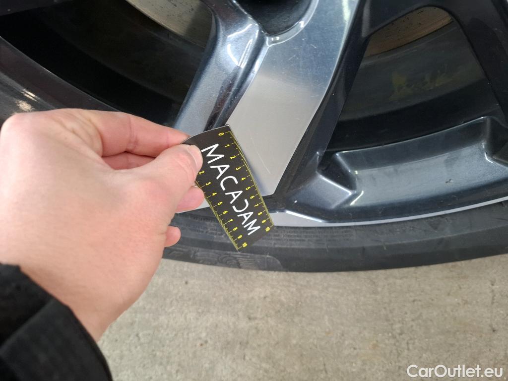  Toyota  RAV4 TOYOTA  Hybride / 2020 / 5P / SUV Hybrid PHV AWD Design Business Stage Hyb #40