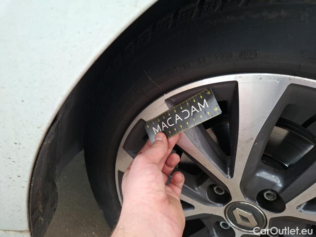  Renault  Clio  V Intens 1.0 TCe 90CV BVA5 E6d #41