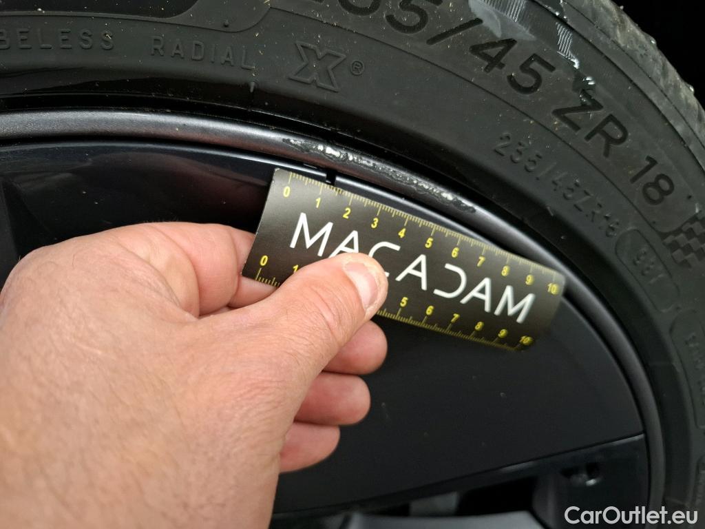  Tesla  Model 3 TESLA   2018  4P  Berline Propulsion #7