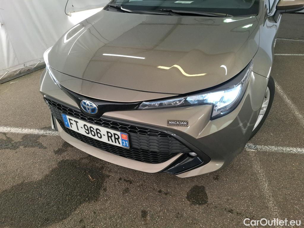  Toyota  Corolla TOYOTA  / 2018 / 5P / Berline Hybride 122h Dynamic Business Supp Lomb #1