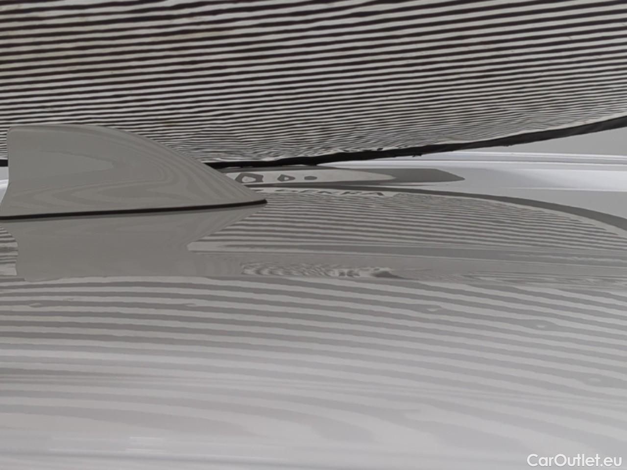  Toyota  Yaris Cross TOYOTA  Hybride / 2021 / 5P / SUV 1.5 HYBRID 116H DYNAMIC AUTO #12