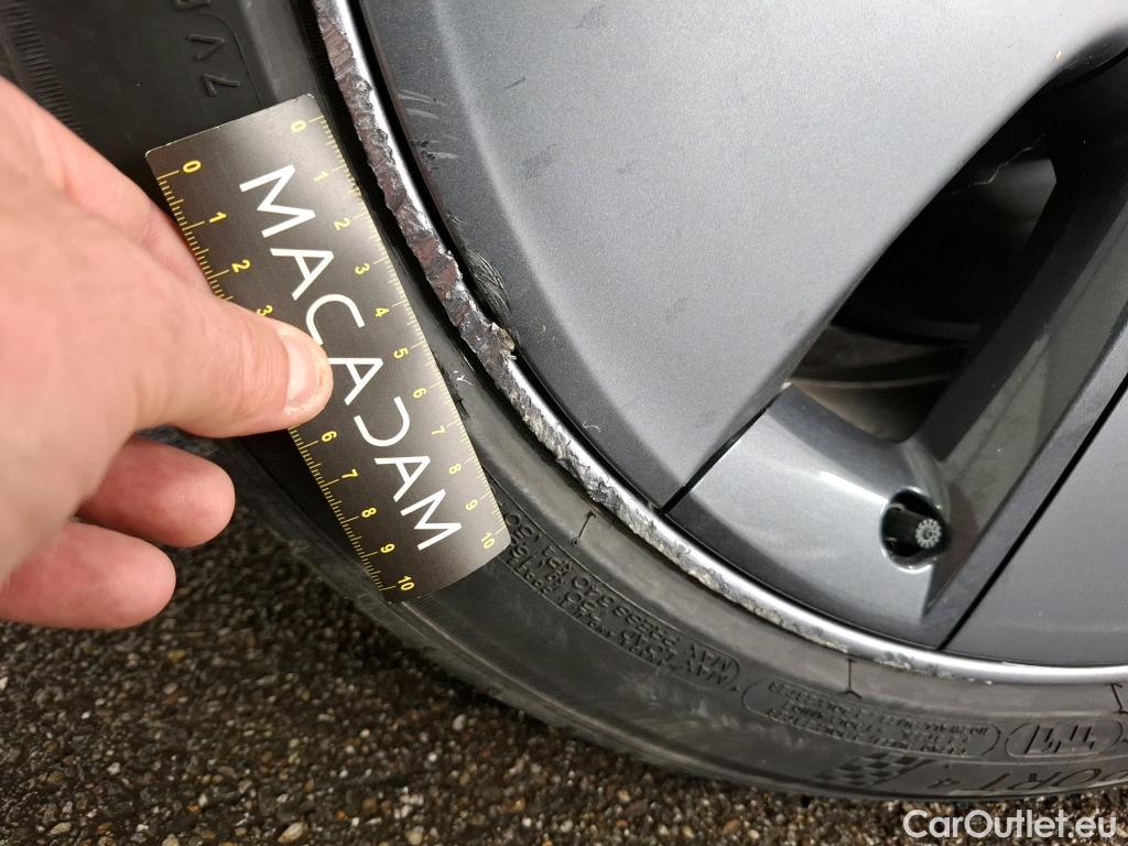  Tesla  Model 3 TESLA   2018  4P  Berline Propulsion #14