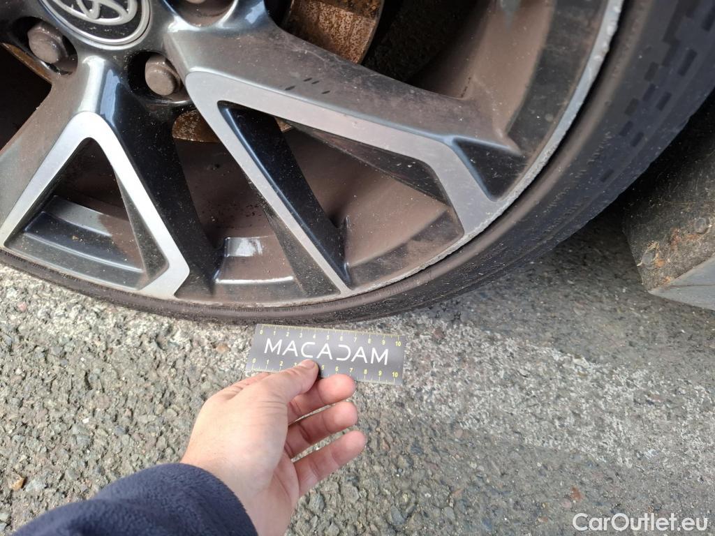  Toyota  Corolla TOYOTA  Touring Sports / 2018 / 5P / Break Hybride 184h Collection #16