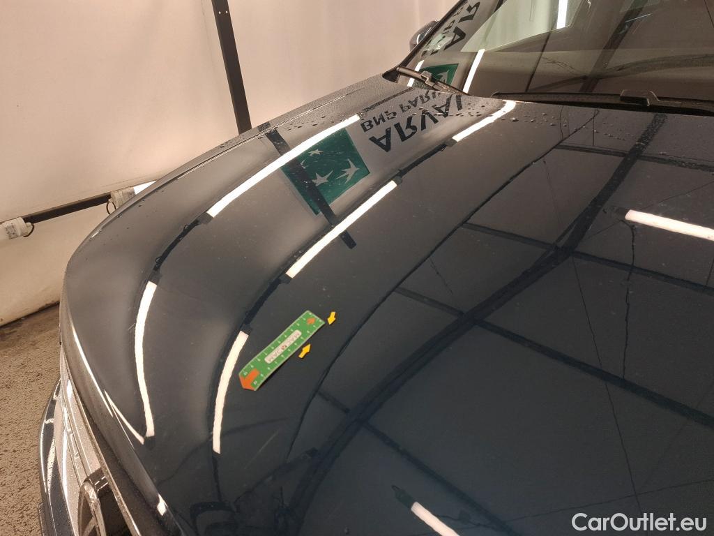  Volkswagen  Tiguan VOLKSWAGEN  / 2020 / 5P / SUV 1.4 eHybrid 245 DSG6 R-Line #12