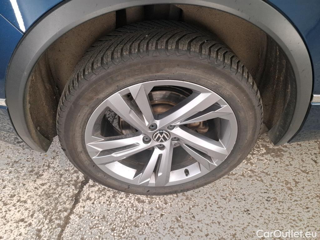  Volkswagen  Tiguan VOLKSWAGEN  / 2020 / 5P / SUV 1.4 eHybrid 245 DSG6 R-Line #18