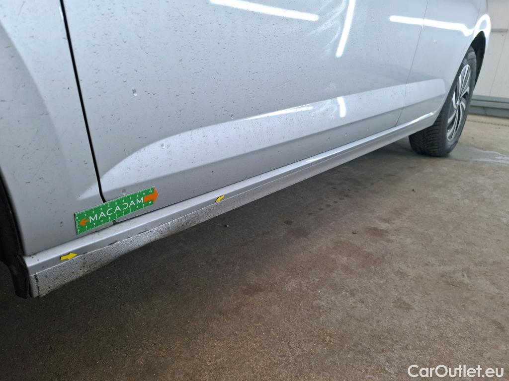  Volkswagen  Polo VOLKSWAGEN  / 2021 / 5P / Berline 1.0 TSI 95 Life #1