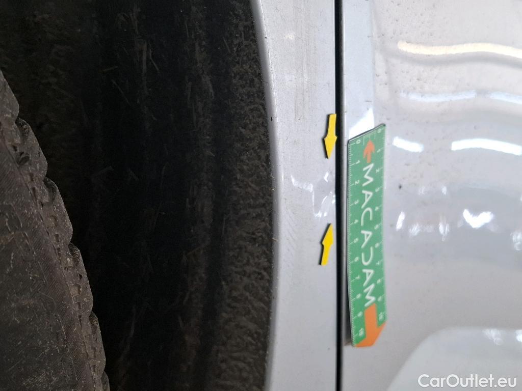  Volkswagen  Polo VOLKSWAGEN  / 2021 / 5P / Berline 1.0 TSI 95 Life #4