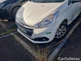  Peugeot  208 BLUEHDI 100 S&S PREMIUM PACK #18