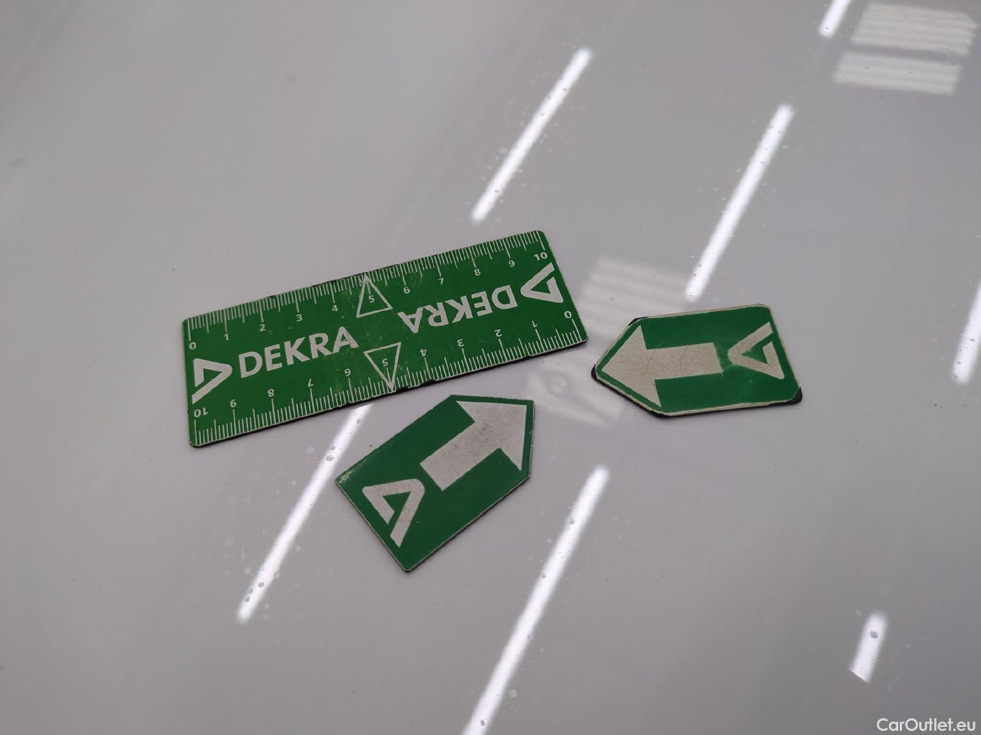  Toyota  Yaris Cross TOYOTA  Hybride / 2021 / 5P / SUV 1.5 HYBRID 116H DYNAMIC AUTO #6