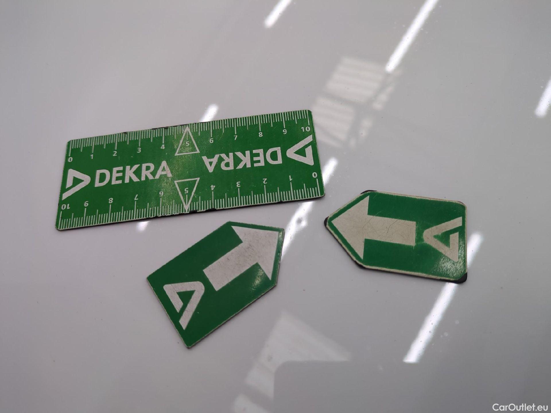  Toyota  Yaris Cross TOYOTA  Hybride / 2021 / 5P / SUV 1.5 HYBRID 116H DYNAMIC AUTO #7