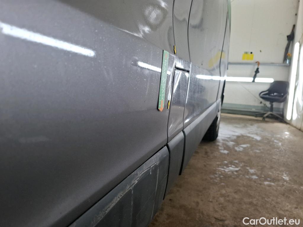  Renault  Trafic  III Combi L2H1 3 0t (8/9 Sièges) Life 2.0 dCi 145CV BVM6 9 Sieges E6dT #14