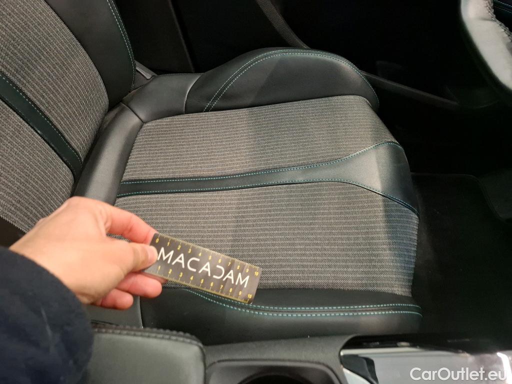  Peugeot  5008  Allure Pack 1.5 HDi 130CV BVA8 7 Sieges E6d #21