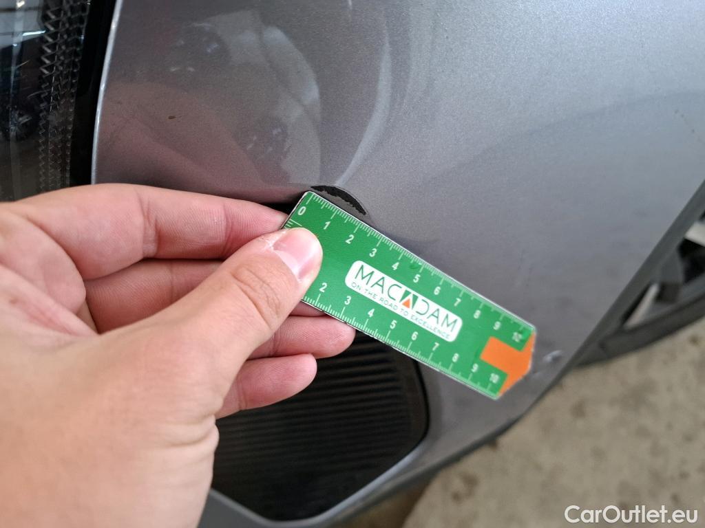  Peugeot  3008 PEUGEOT  / 2020 / 5P / SUV 1.6 HYBRID 225 E-EAT8 Allure Pack #2