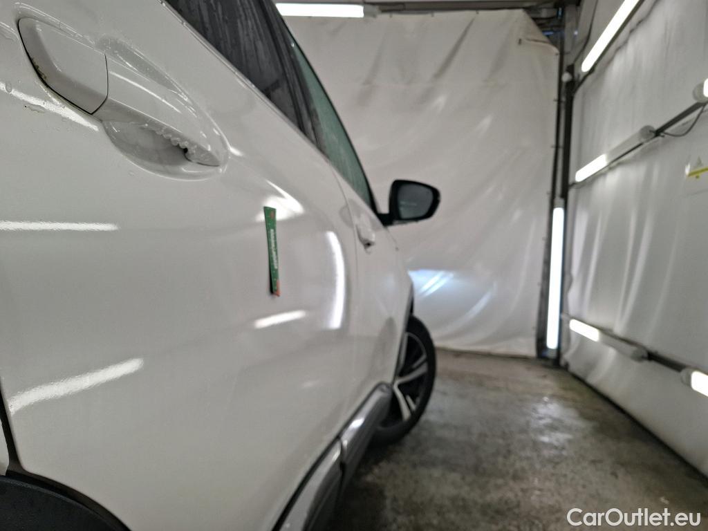  Peugeot  3008  GT 1.2 PureTech 130CV BVA8 E6d #1