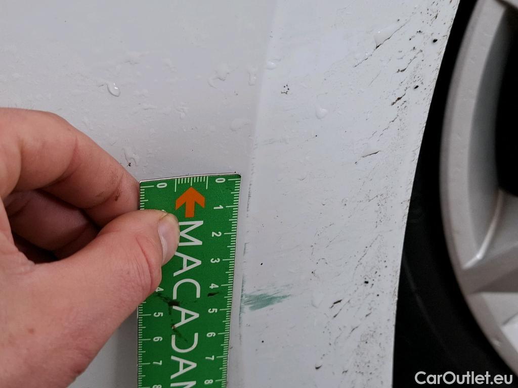  Renault  Clio  V Business 1.6 E-TECH Hybrid 140CV BVA6 E6d #8